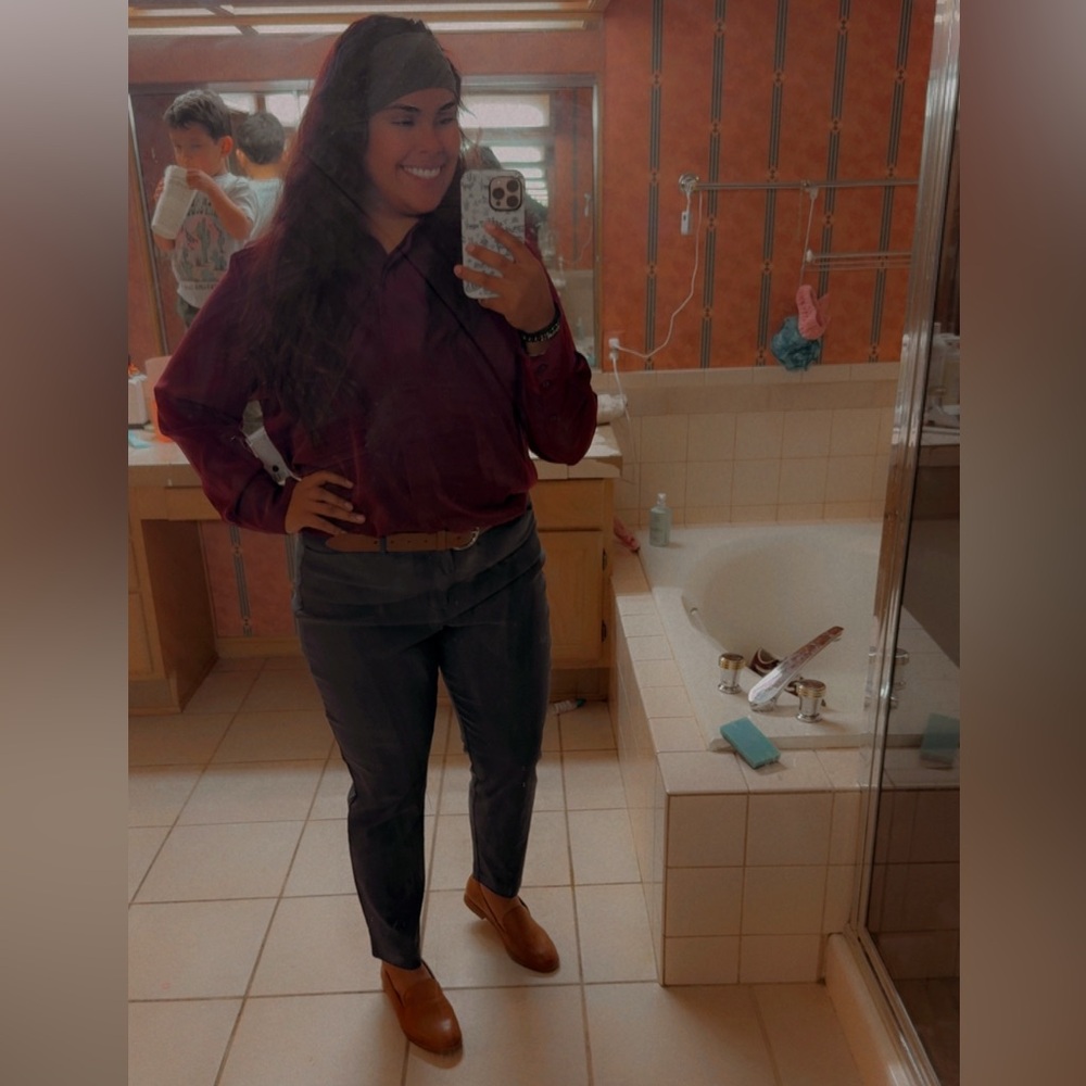 Meet your Posher, Pita